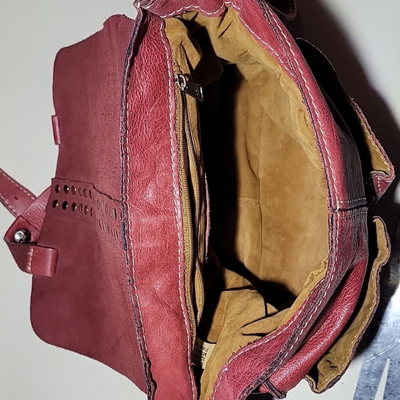 Patricia Nash Studded crossbody - Picture 5 of 5